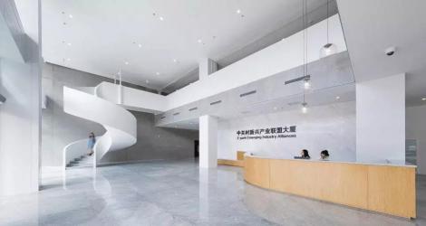 成都海倫天麓銷售中心，東方優(yōu)雅與現(xiàn)代融合的空間縮影！
